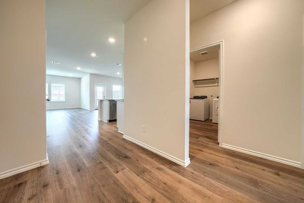 3905 Jasper Ln - Photo 3 of 22