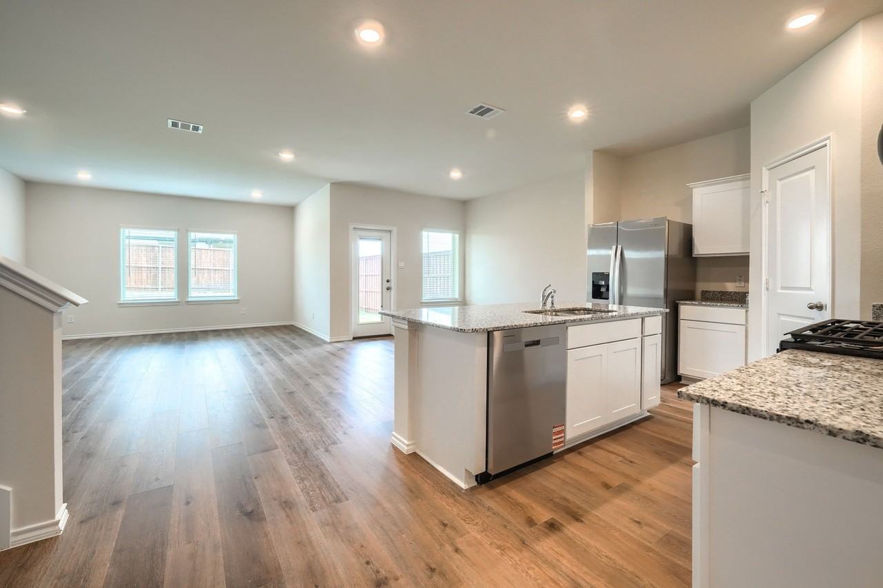 3905 Jasper Ln - Photo 7 of 22