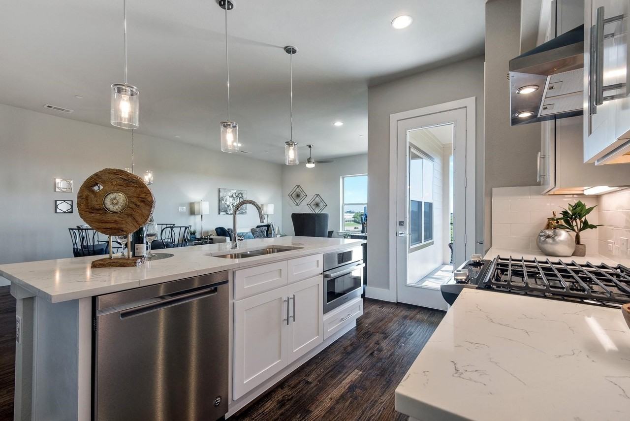 770 N Plano Rd #303 - Photo 7 of 26