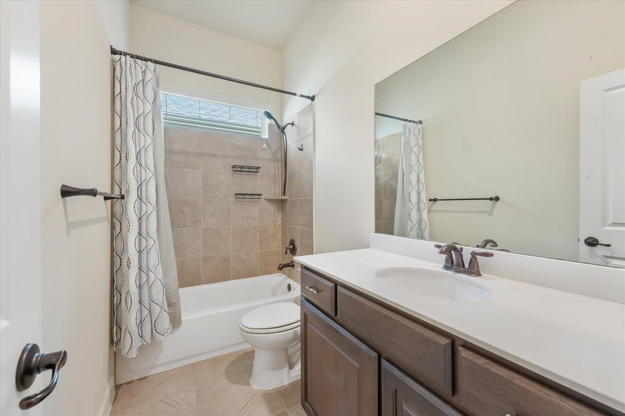 10305 Georgetown Pl - Photo 7 of 19