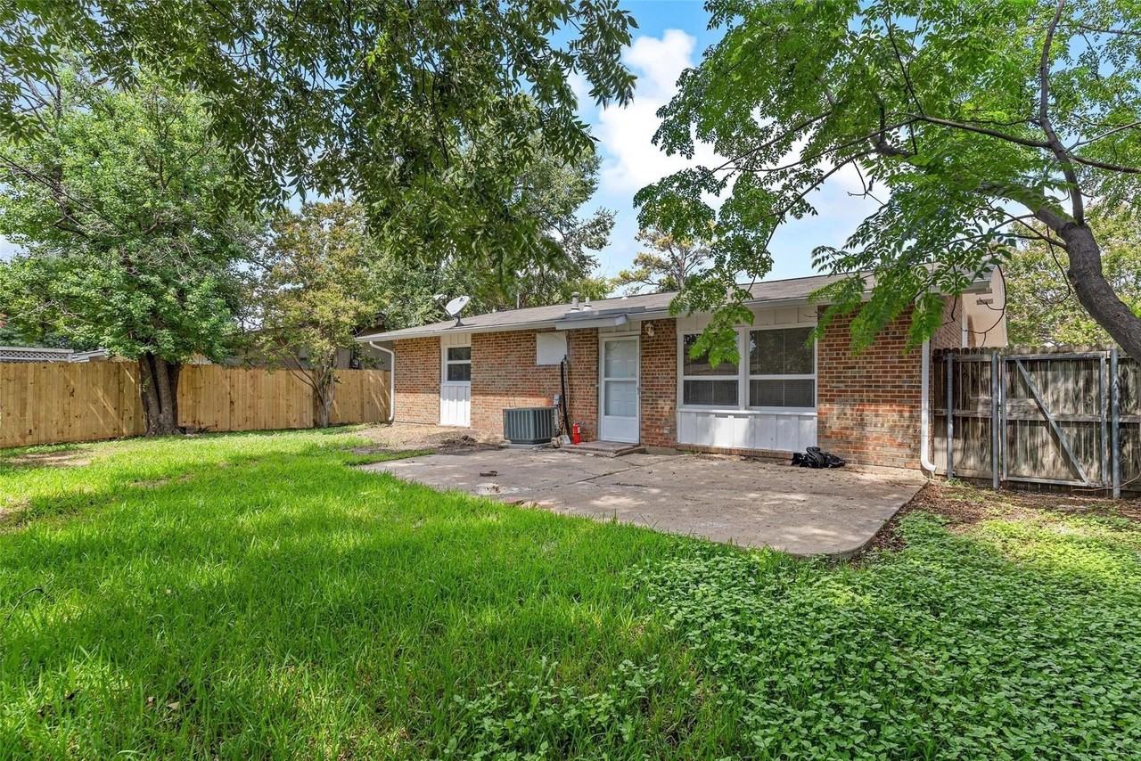 3230 High Vista Dr - Photo 2 of 15