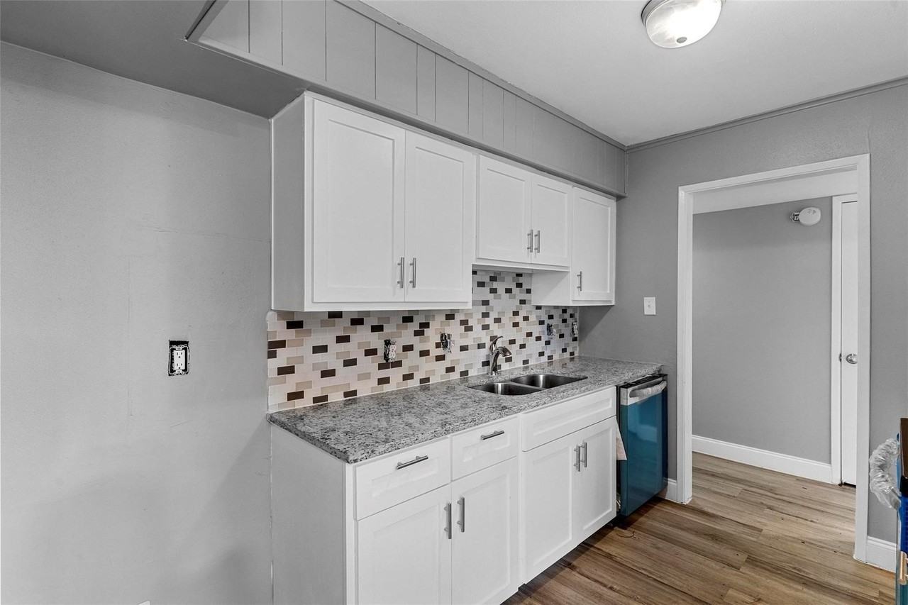 3230 High Vista Dr - Photo 5 of 15