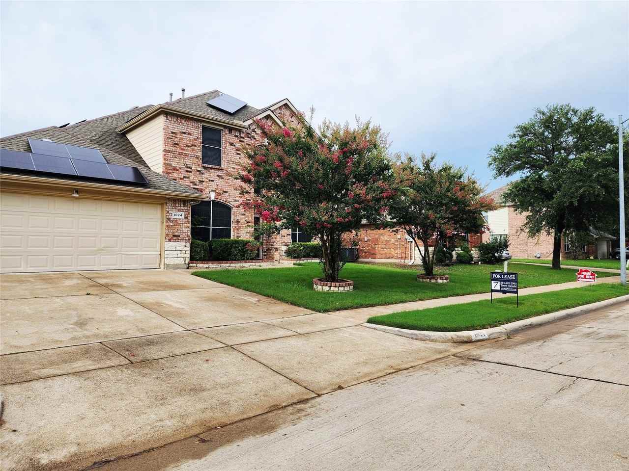 1024 Fair Oaks Dr