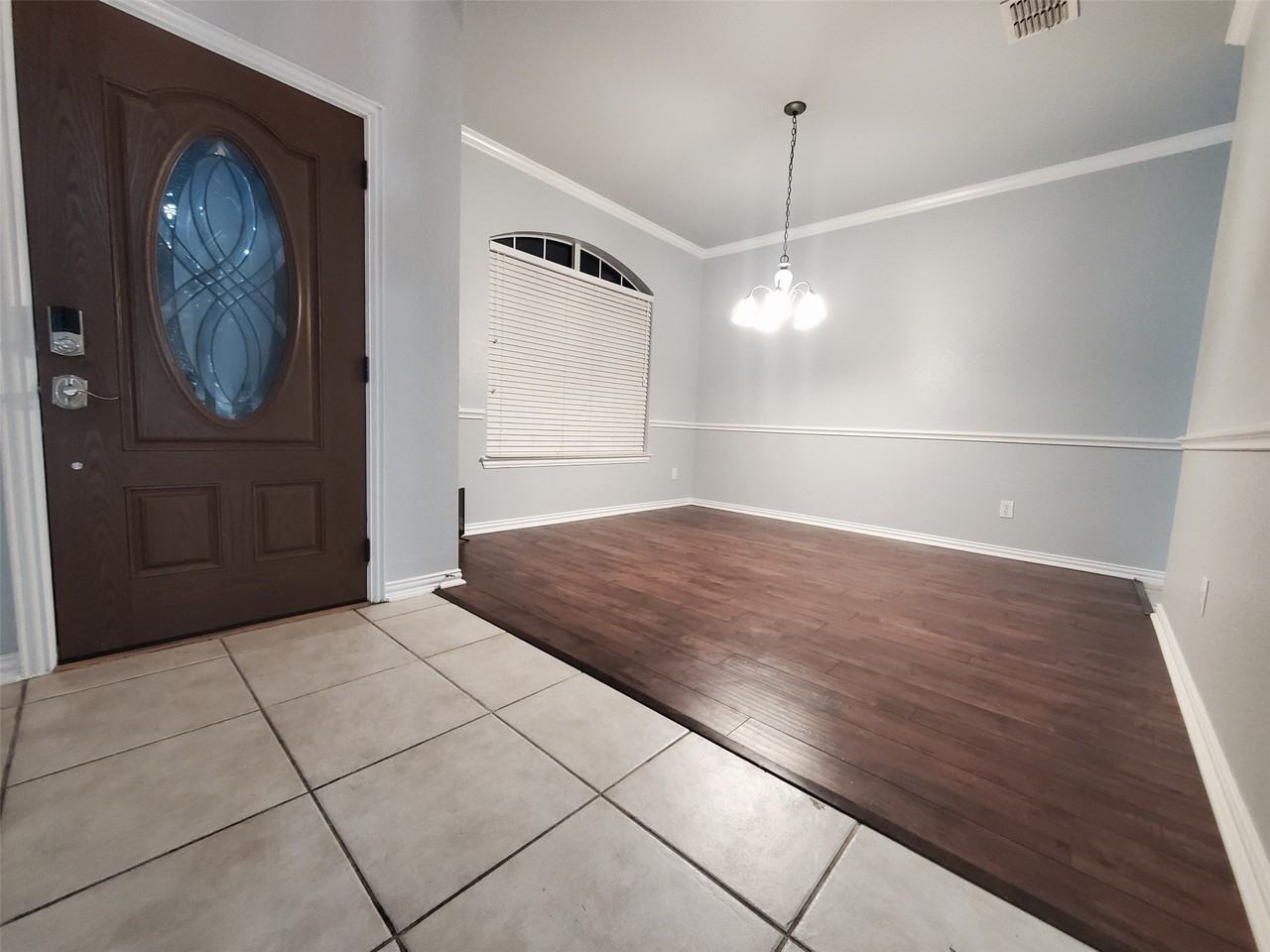 1024 Fair Oaks Dr - Photo 7 of 36