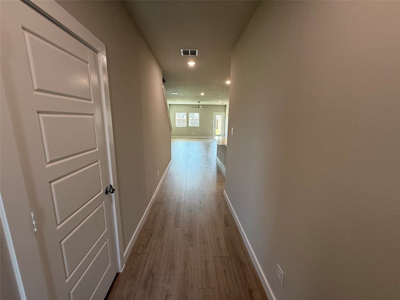 1233 Wolfsbane Dr - Photo 6 of 23