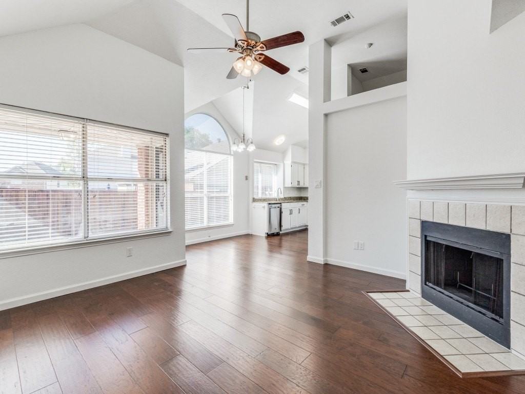 6841 Bellehaven Dr - Photo 4 of 25