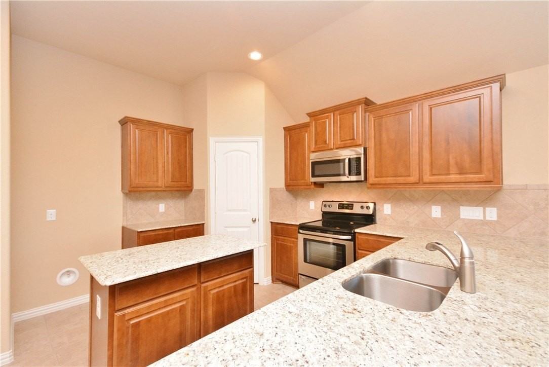 122 Eagle Feather Dr - Photo 5 of 23