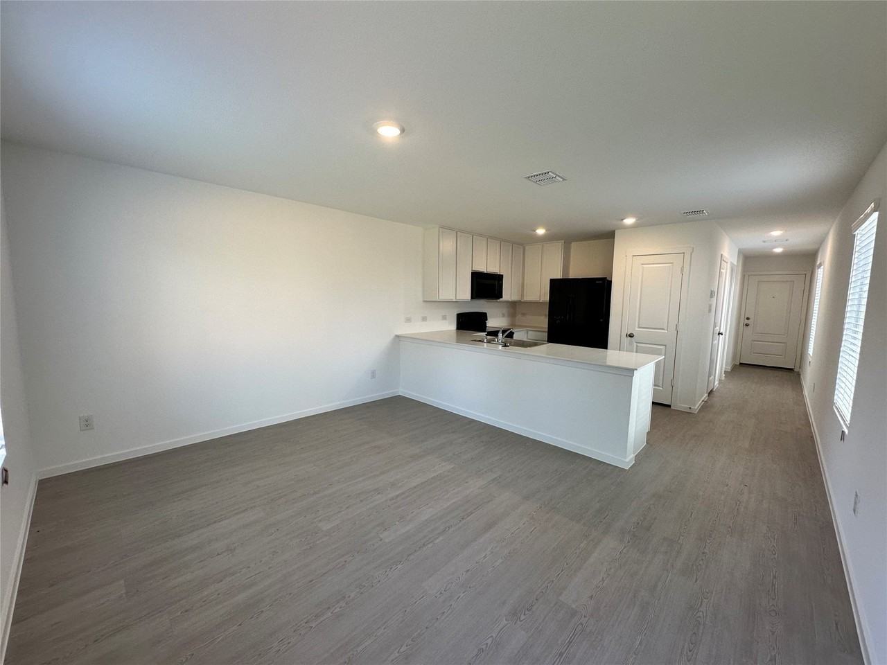 833 Sandhill Crane Ln - Photo 2 of 16