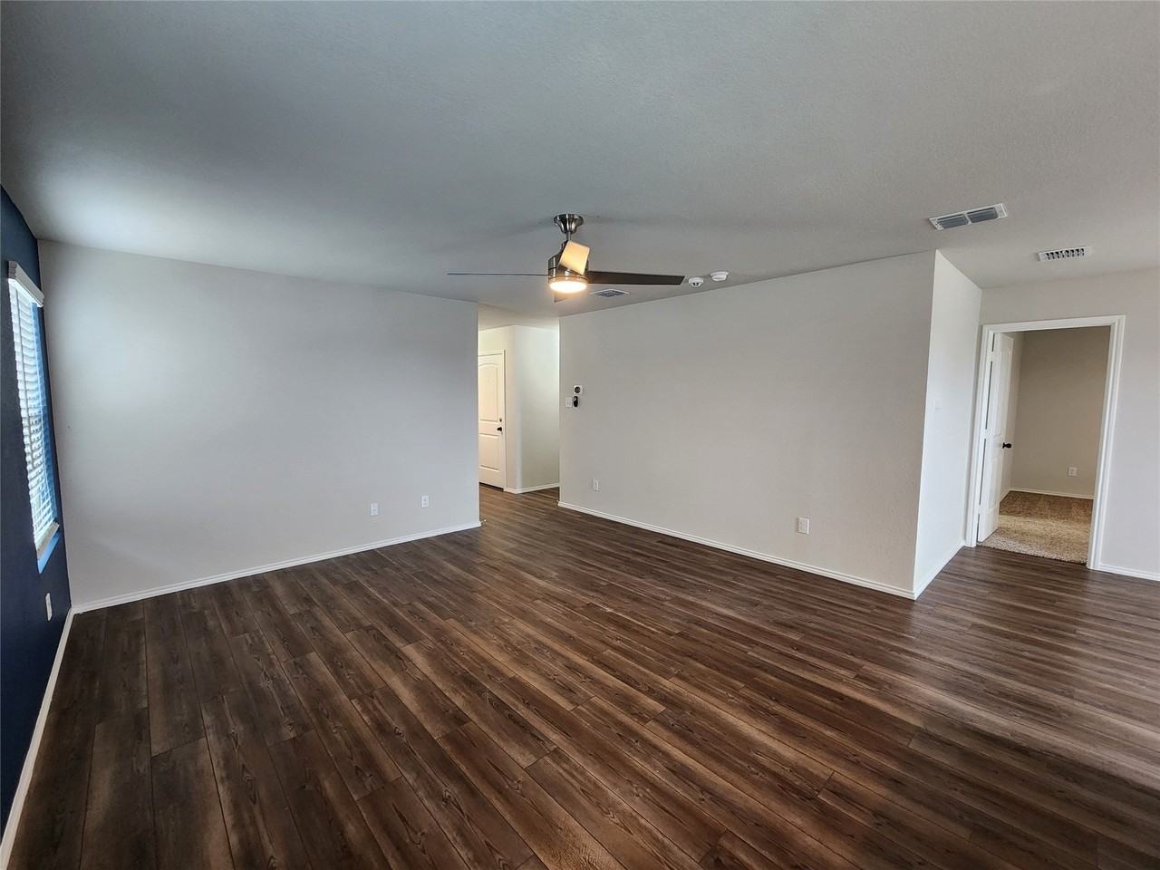 14428 Cloudview Way - Photo 5 of 17