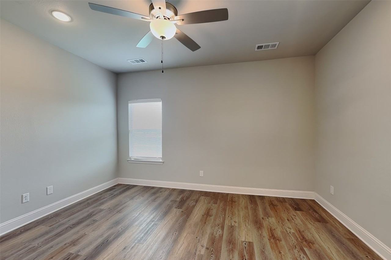 2902 Orchid Dr - Photo 6 of 17