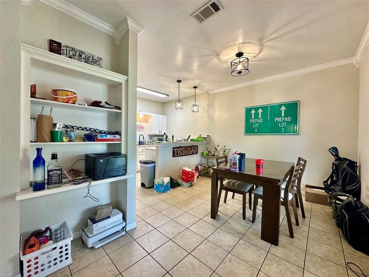 1231 Wood Ave #D - Photo 4 of 17