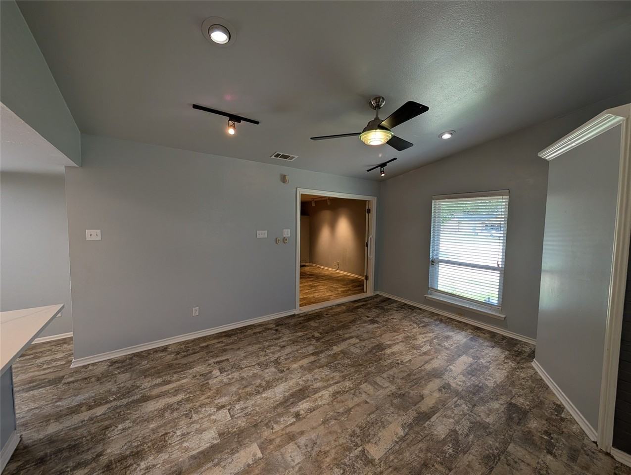 2703 Running Brook Ln - Photo 3 of 25