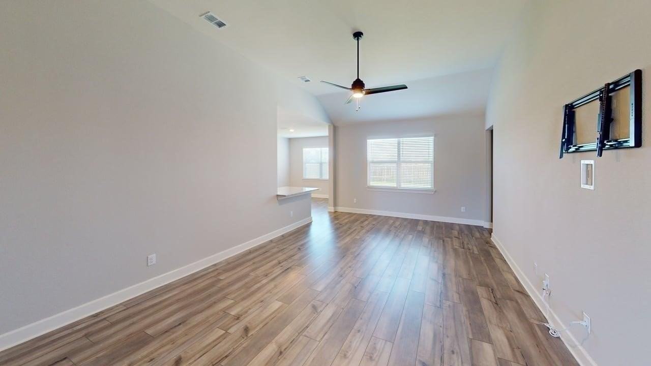904 Emerson Dr - Photo 7 of 23