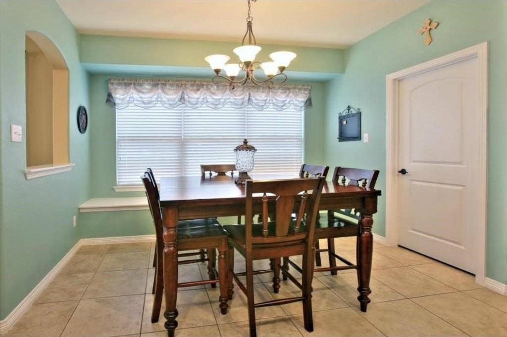 401 Bluefinch Dr - Photo 4 of 14