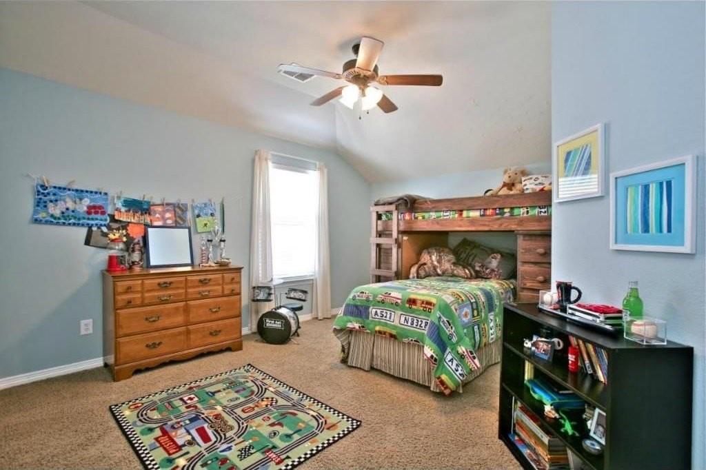 401 Bluefinch Dr - Photo 7 of 14