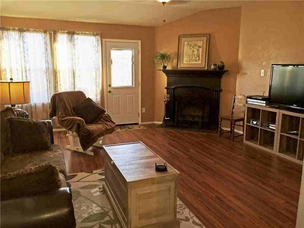 584 Arthur Dr - Photo 2 of 16