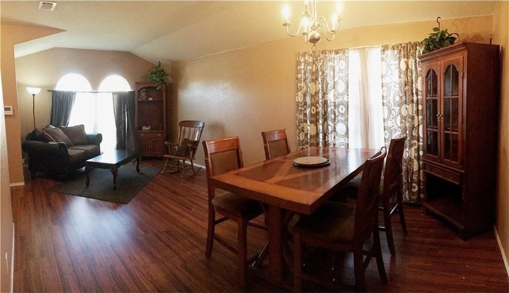 584 Arthur Dr - Photo 3 of 16
