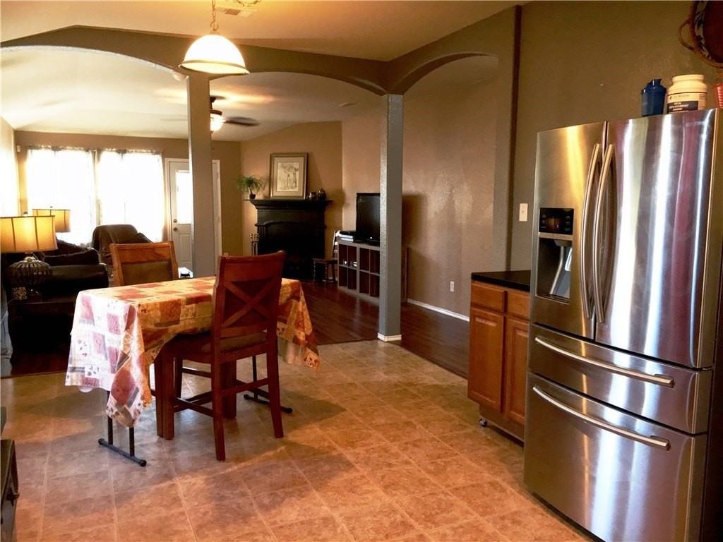 584 Arthur Dr - Photo 6 of 16