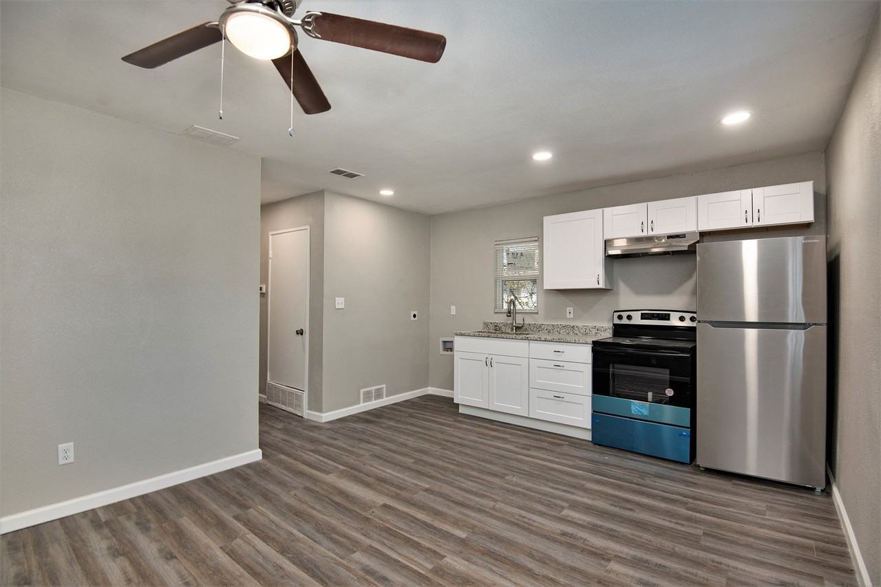 408 Dawson Cir #B - Photo 6 of 23