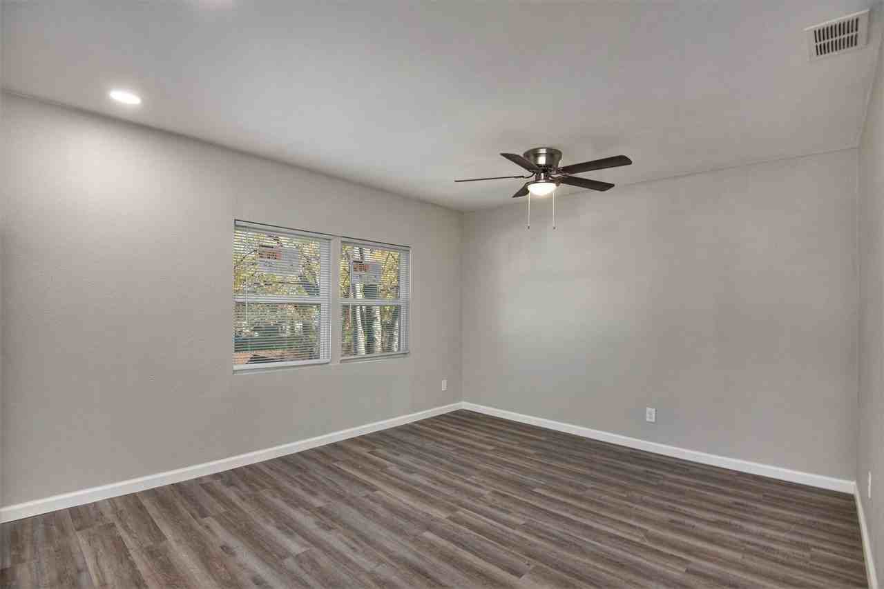 408 Dawson Cir #B - Photo 7 of 23