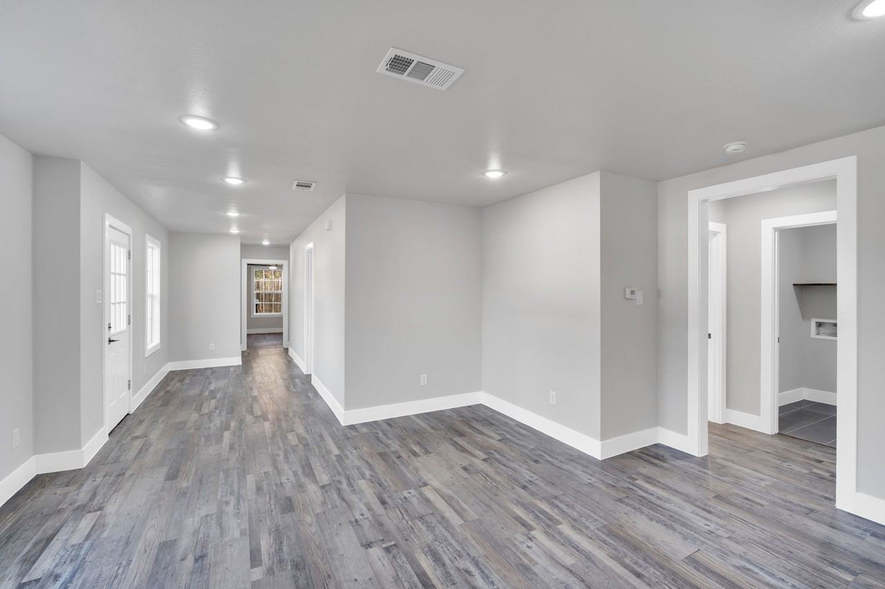 113 Frierson St - Photo 6 of 17