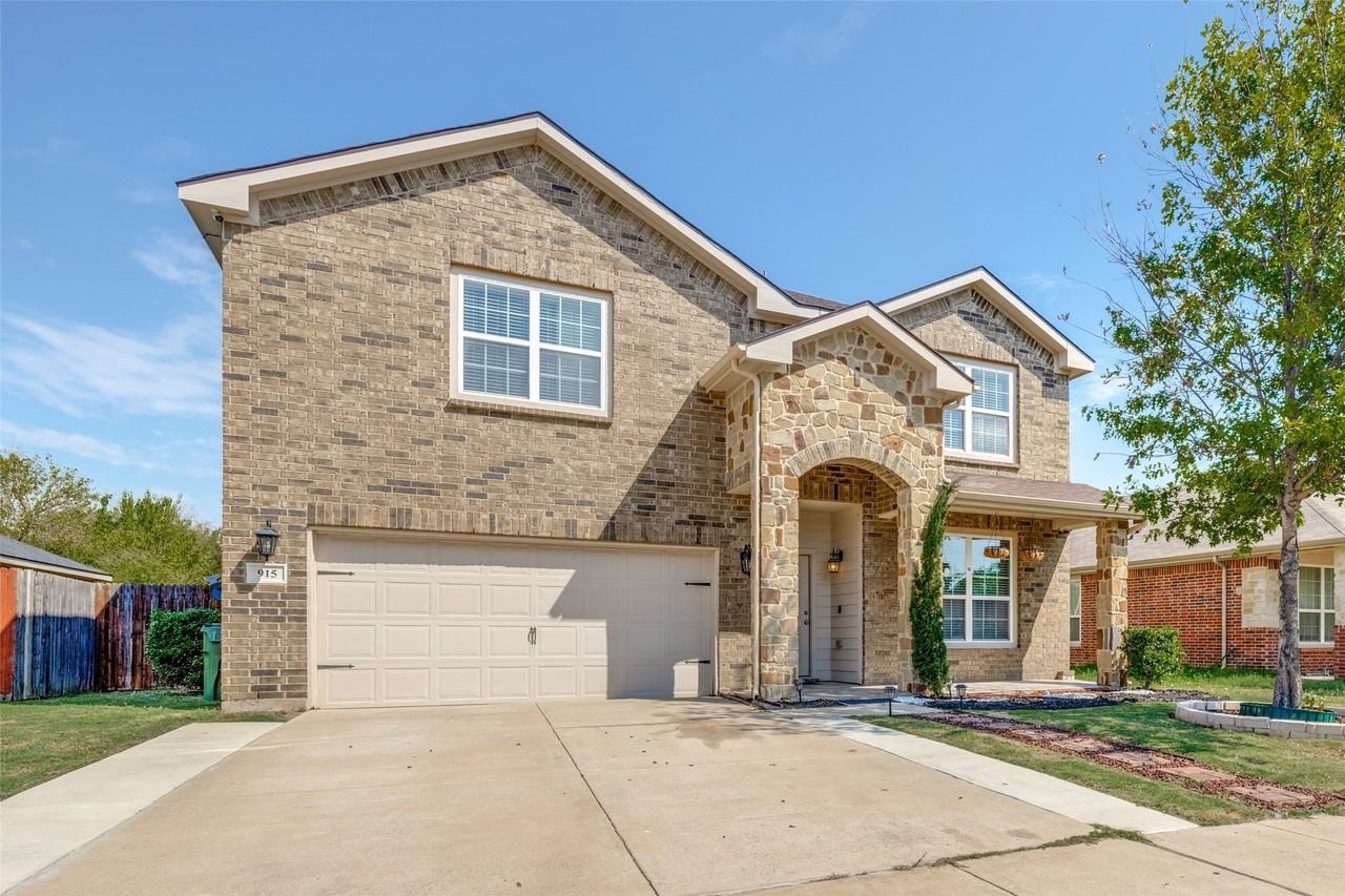 915 Penny Royal Ct