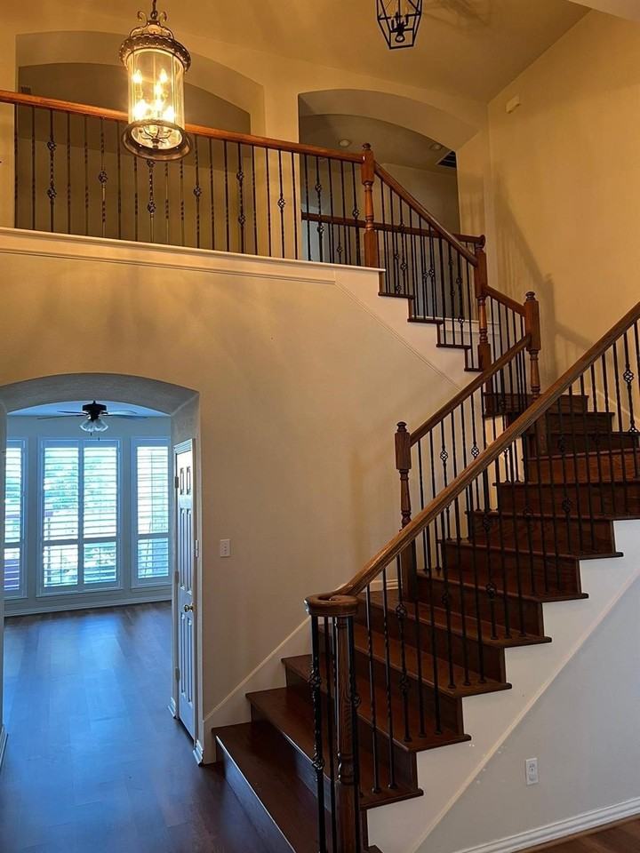 3020 Dove Creek Ln - Photo 2 of 12