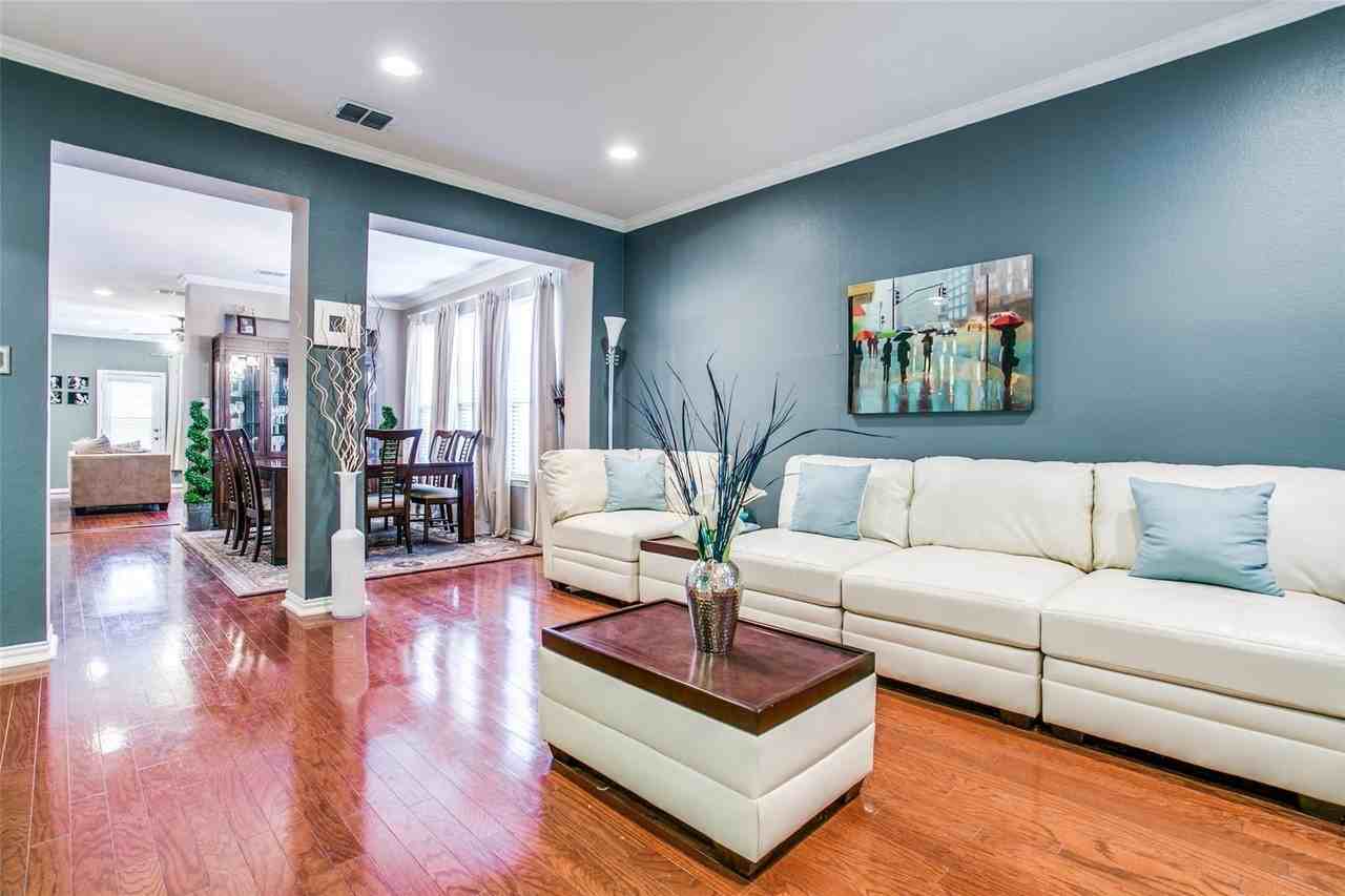 5424 Oakley Rd - Photo 6 of 23