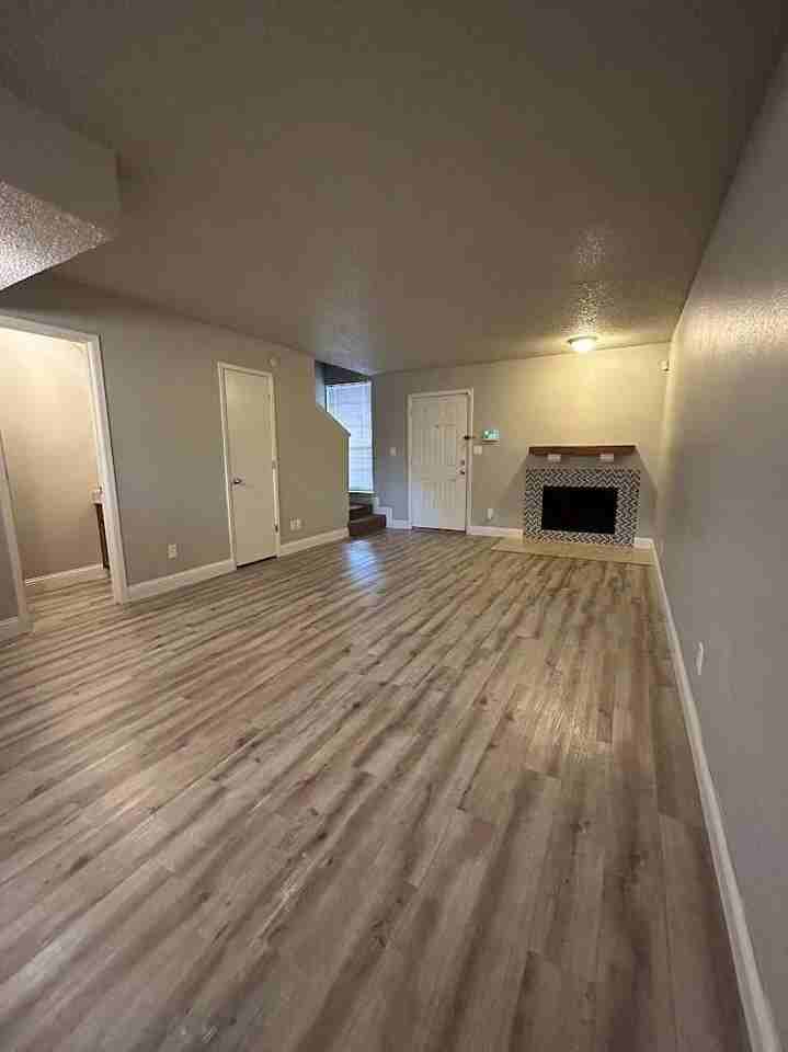 3741 Bonnie Dr #D - Photo 2 of 17