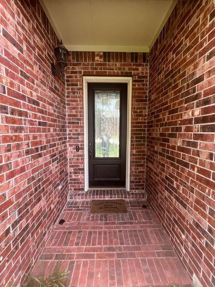 737 Westminster Way - Photo 2 of 20