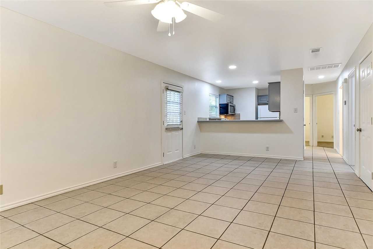 1026 W Coffin St #102 - Photo 4 of 26