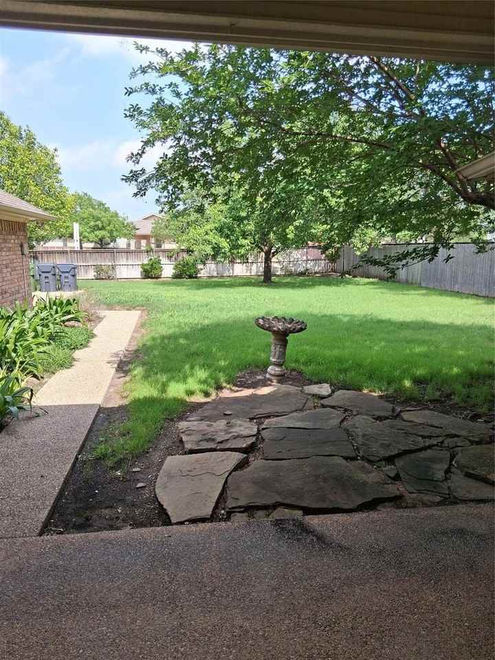 1200 Western Ridge Dr - Photo 2 of 10