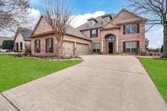 828 Thomas Crossing Dr - Photo 1 of 1