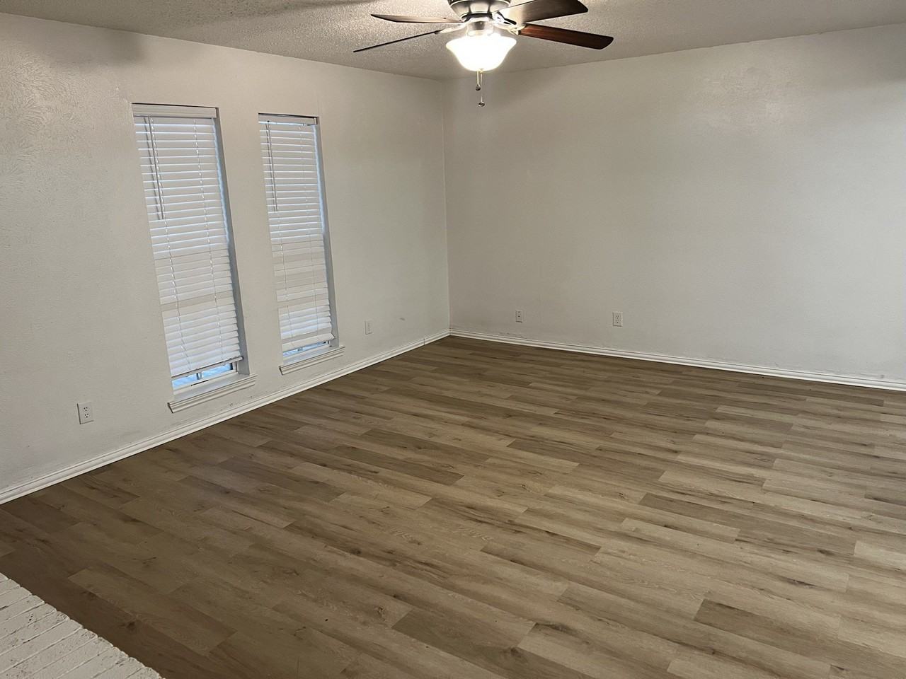 2830 Fern Glen Dr - Photo 3 of 22