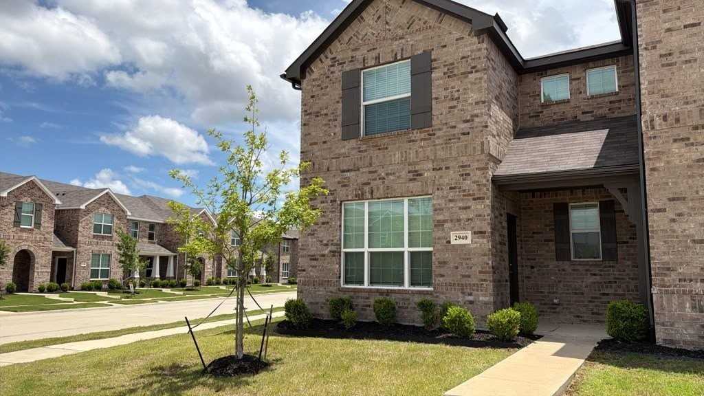 2940 Bluets Dr