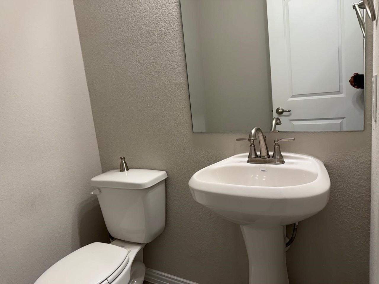 2940 Bluets Dr - Photo 7 of 21