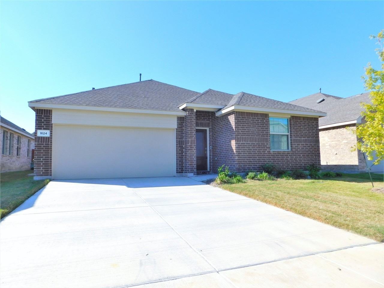 1624 Da Vinci Dr - Photo 3 of 26