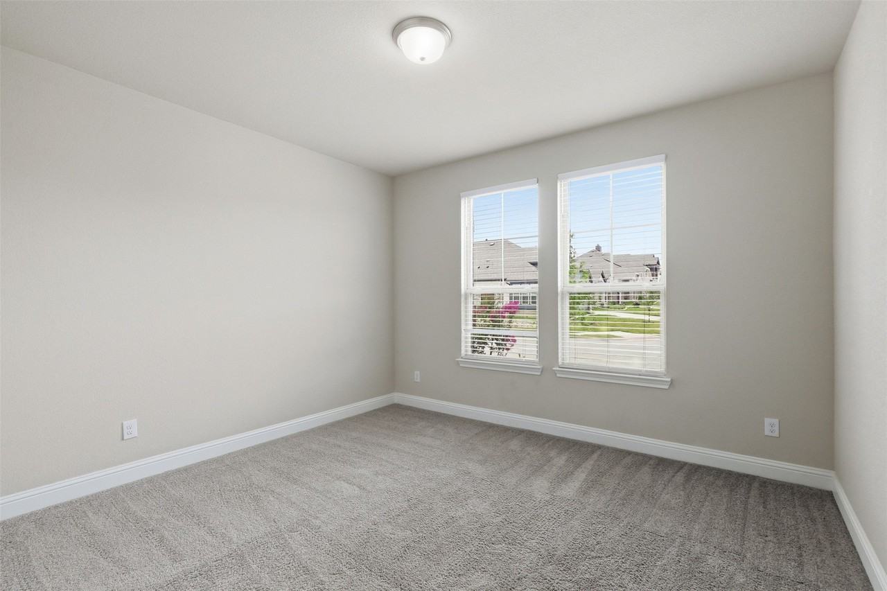 8200 Korat Vis - Photo 6 of 28