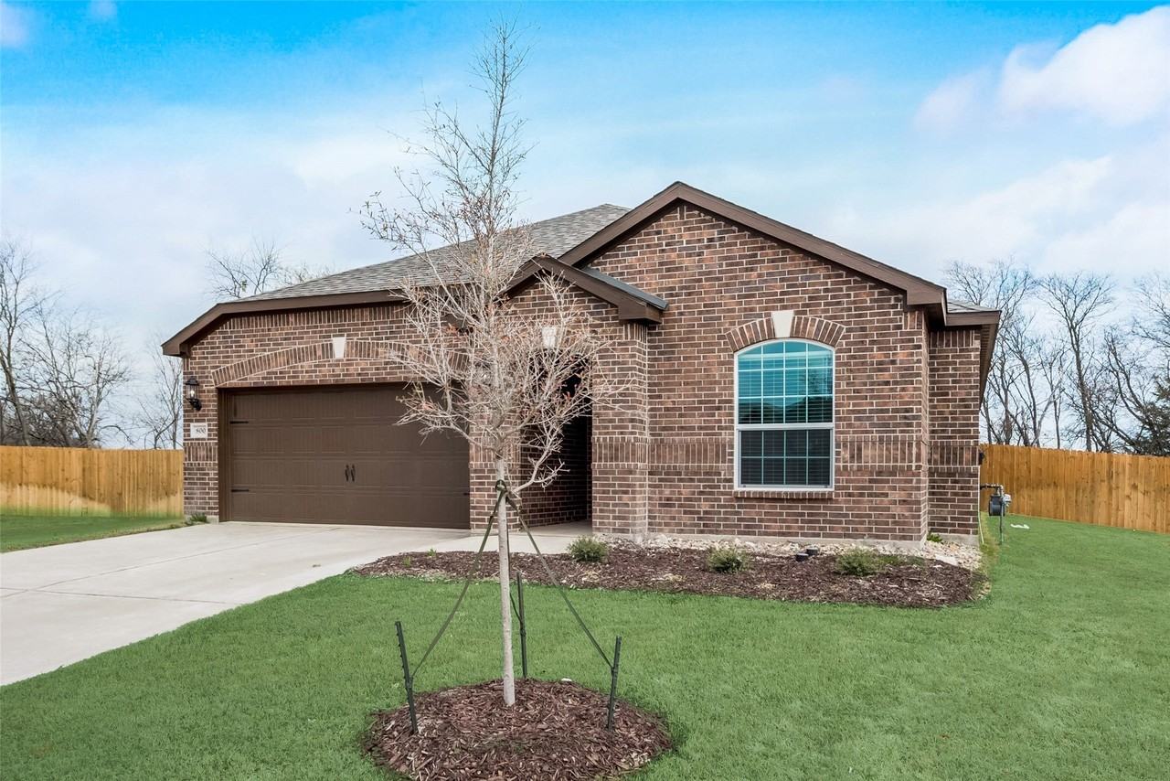 800 Jackel Dr - Photo 4 of 21