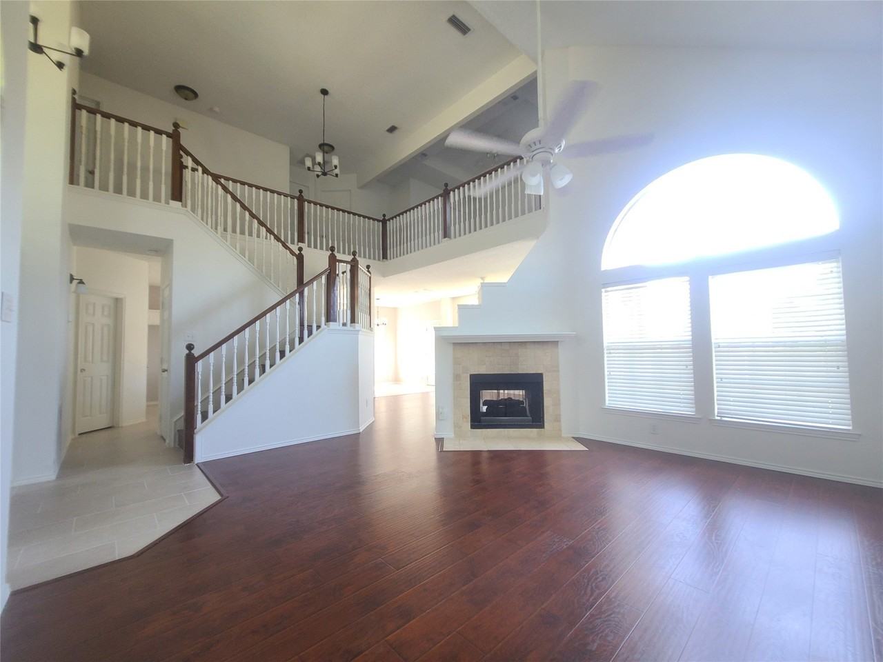 2217 Sky Harbor Dr - Photo 2 of 15
