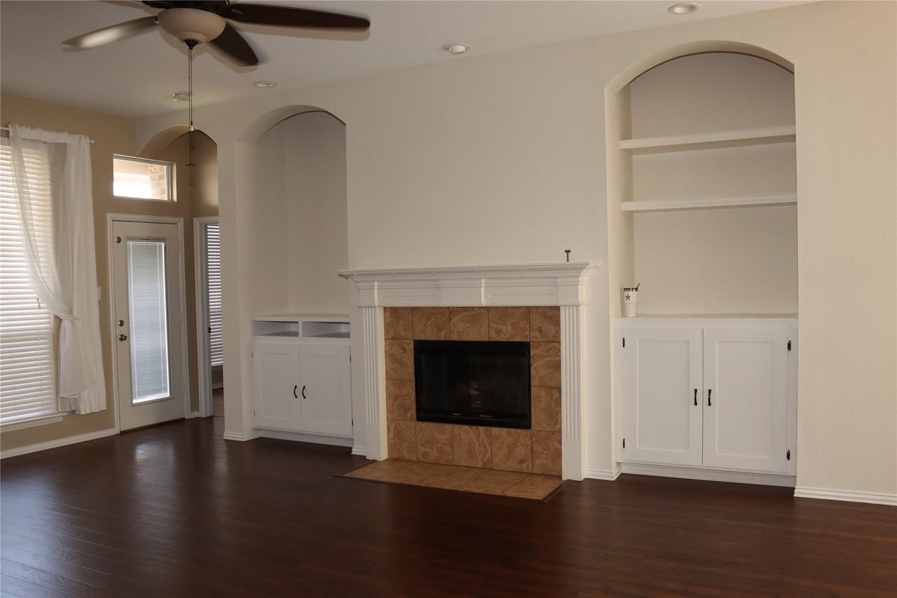 1548 Idlewild Dr - Photo 7 of 31