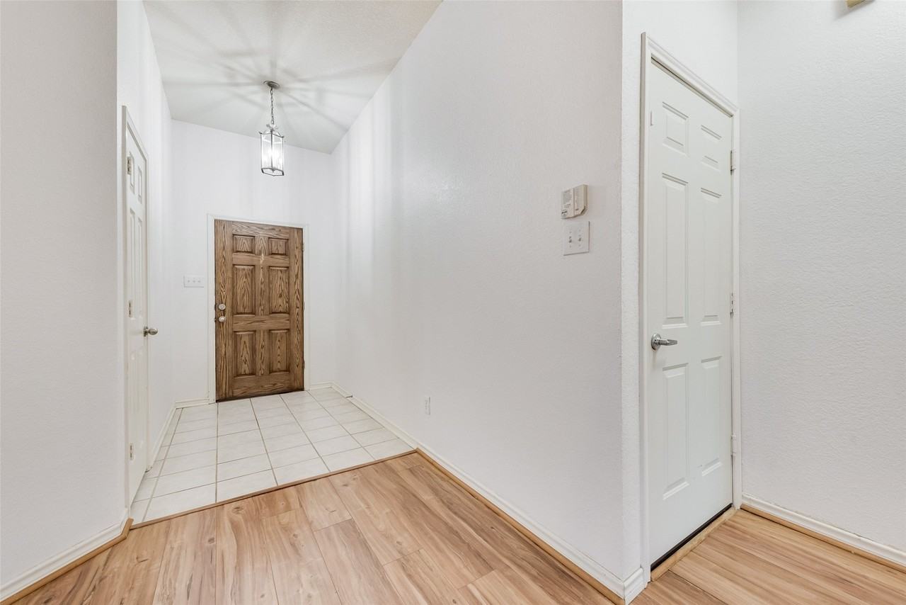 12300 Latigo Dr - Photo 5 of 25