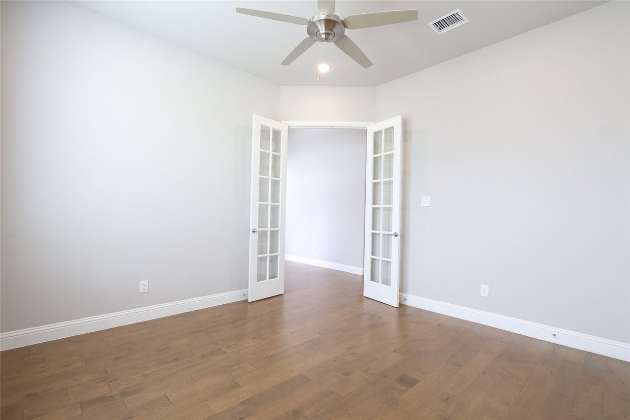 12978 Caprock Dr - Photo 6 of 40
