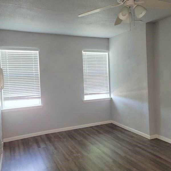 801 Nw Main St - Photo 5 of 17