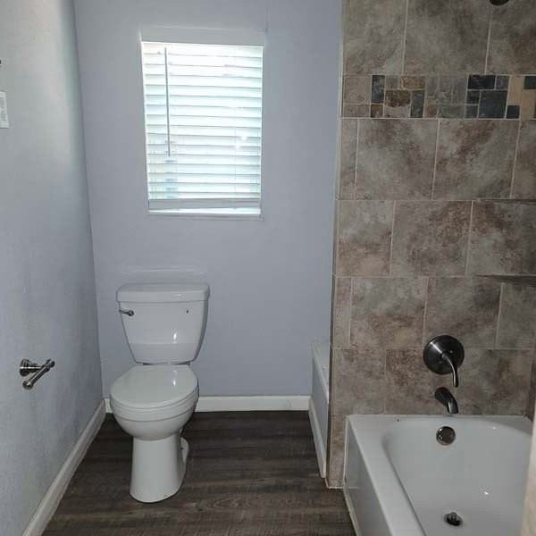 801 Nw Main St - Photo 7 of 17