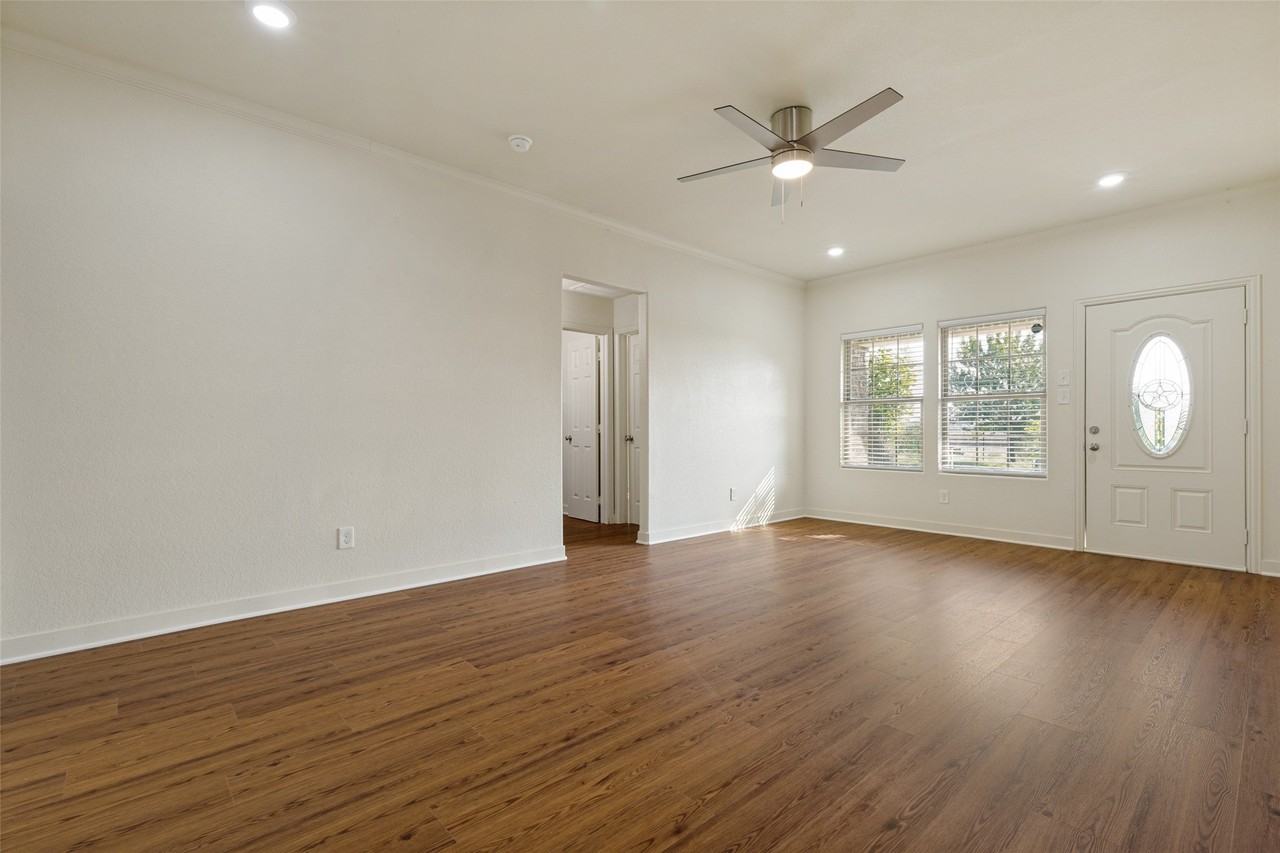 7217 Denton Dr - Photo 2 of 22