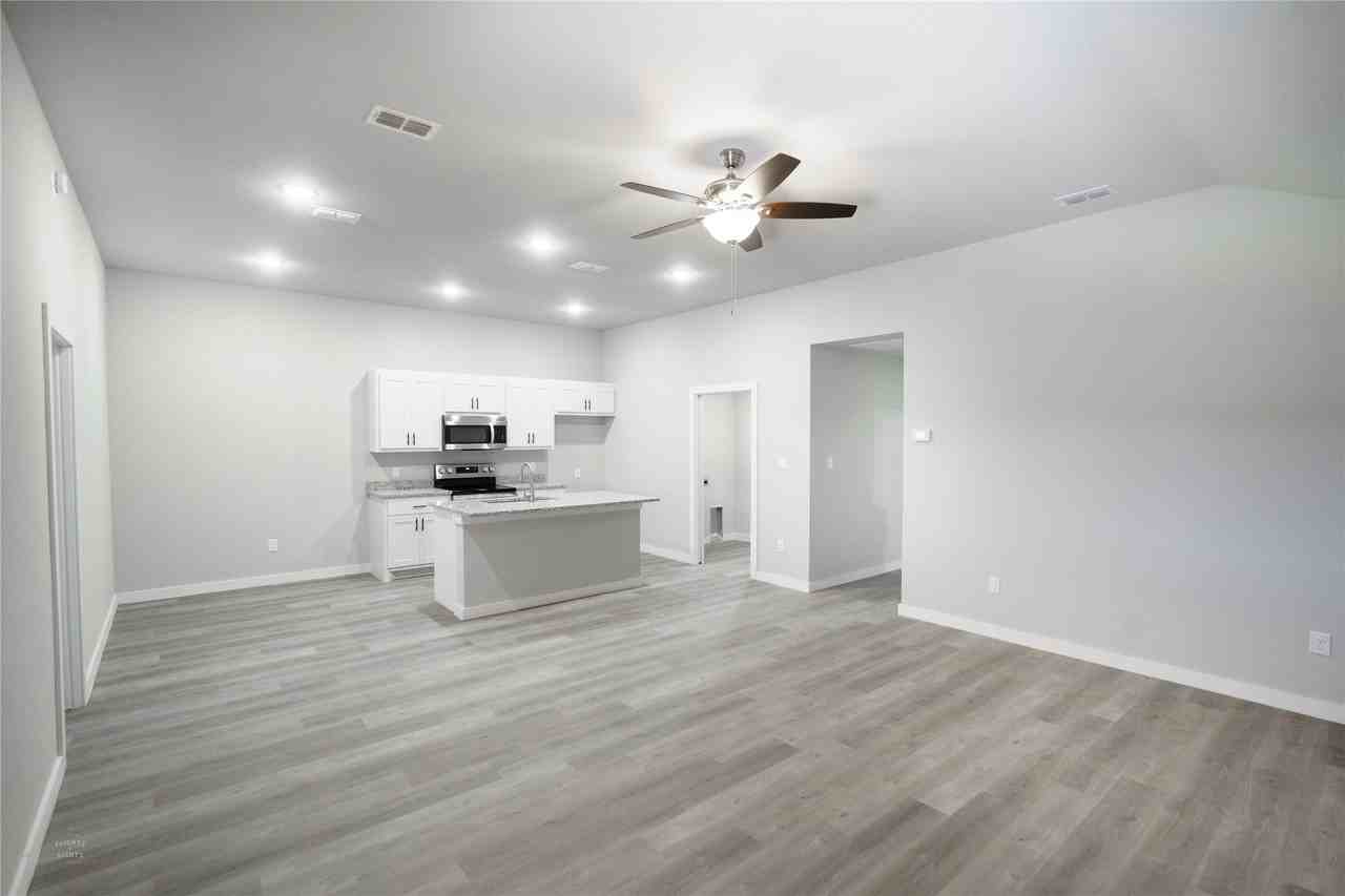 2652 Roman Ln - Photo 6 of 17