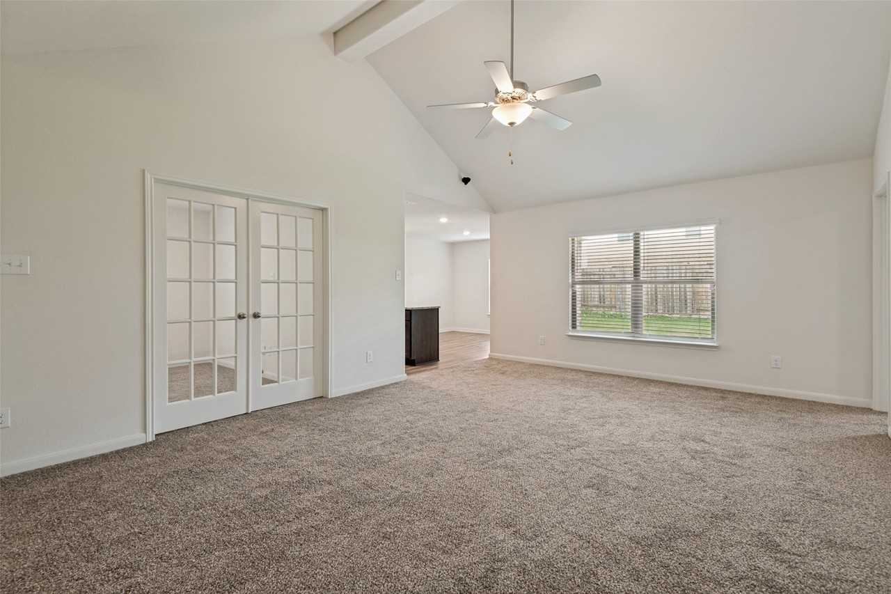 3121 Angus Dr - Photo 3 of 24