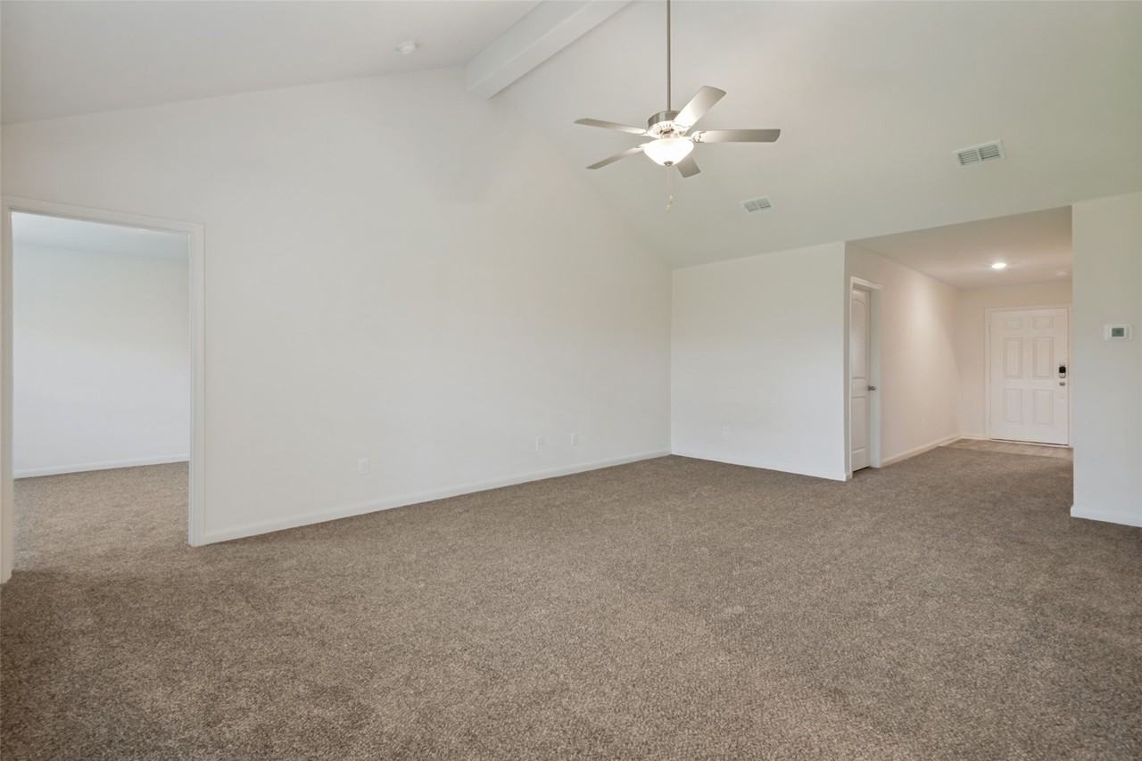 3121 Angus Dr - Photo 4 of 24