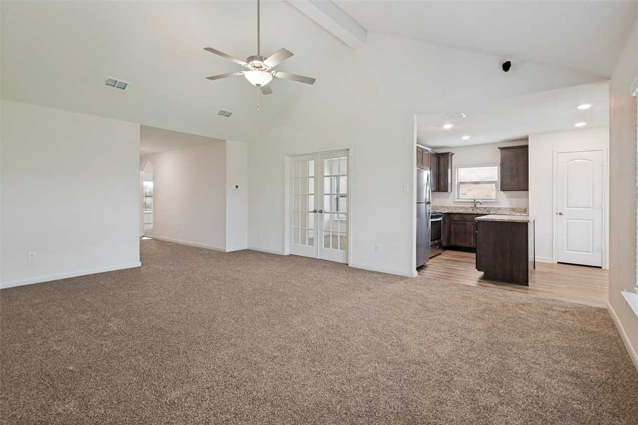 3121 Angus Dr - Photo 6 of 24
